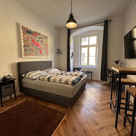 Industrial Apartment Schlossberg Linz Ngoại thất bức ảnh