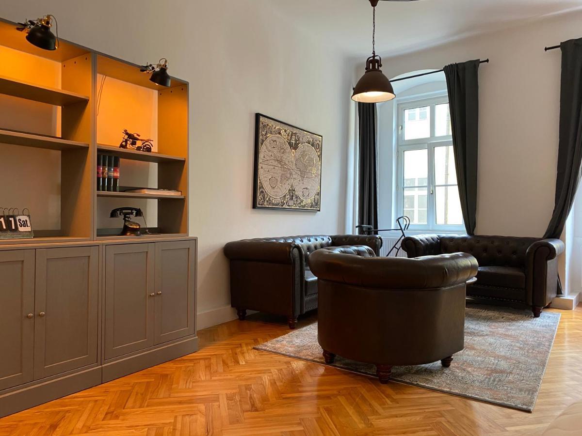 Industrial Apartment Schlossberg Linz Ngoại thất bức ảnh