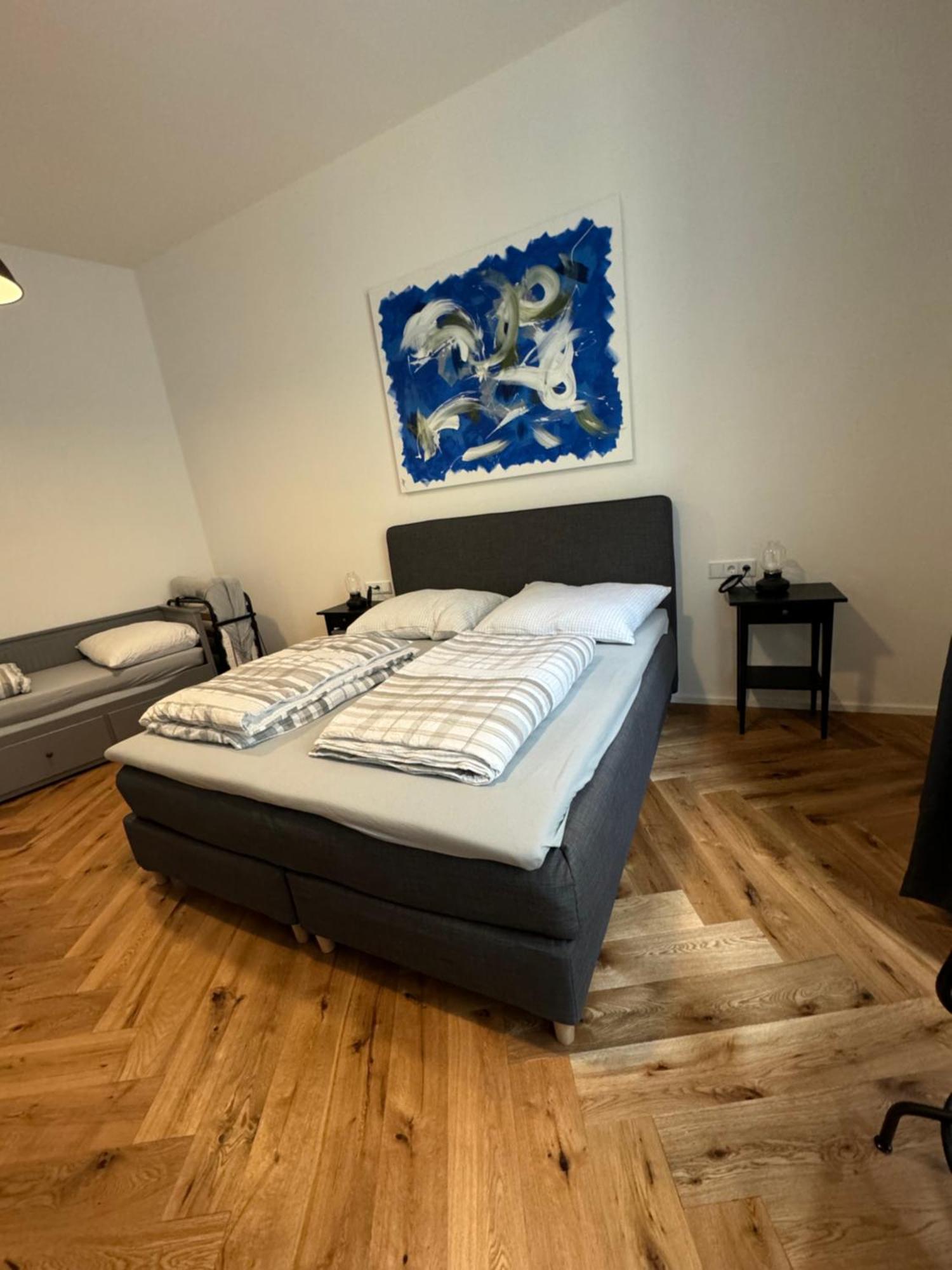 Industrial Apartment Schlossberg Linz Ngoại thất bức ảnh